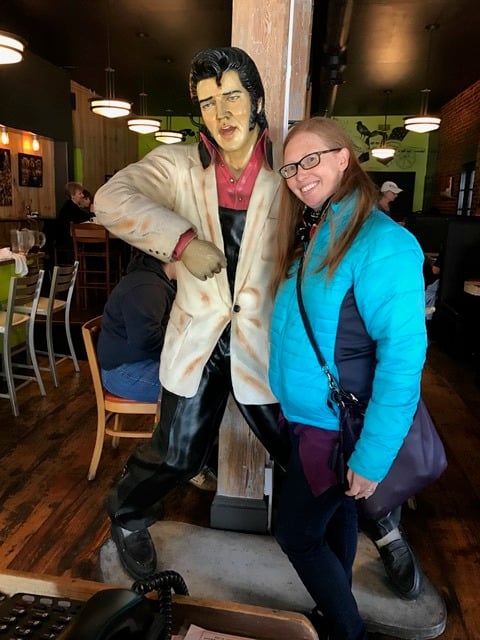 Hon Cafe Elvis