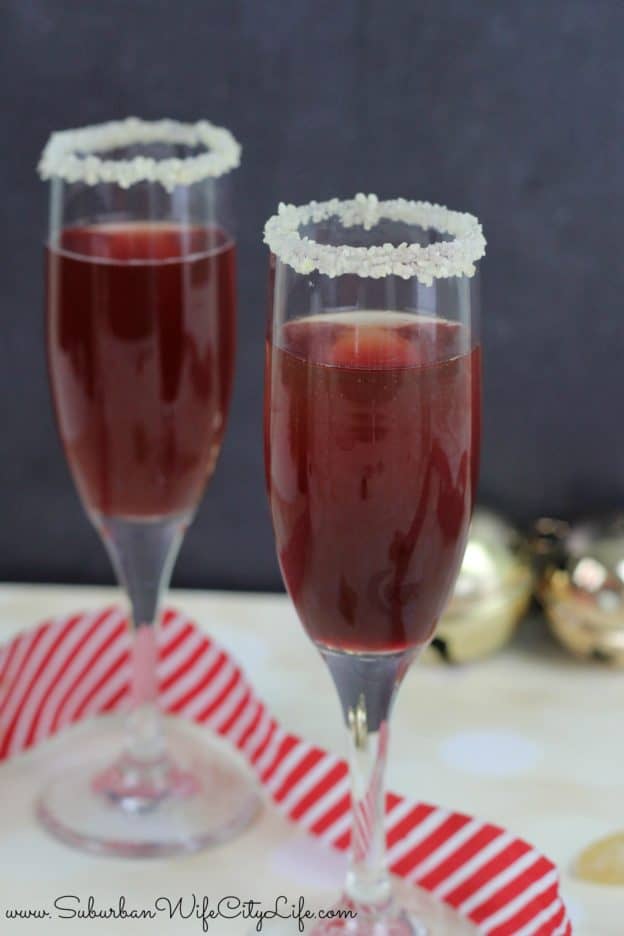 Ginger-Pomegranate Sparkling Cocktail