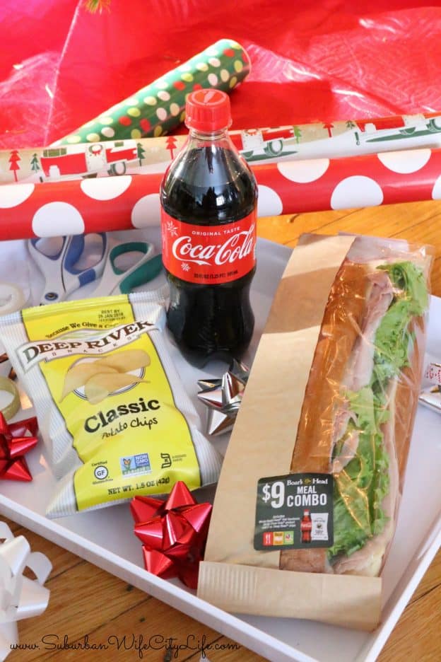 Christmas Wrapping Picnic Date