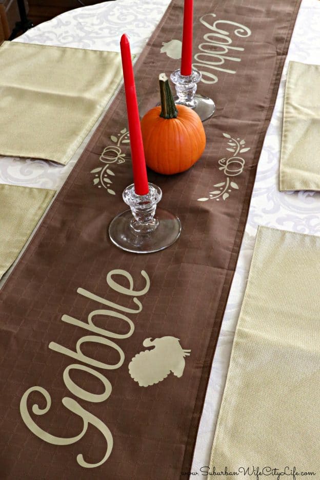 Gobble Gobble table Runner #CricutMade