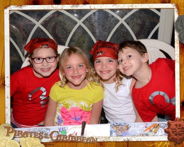Disney Cruise Dinner Photos